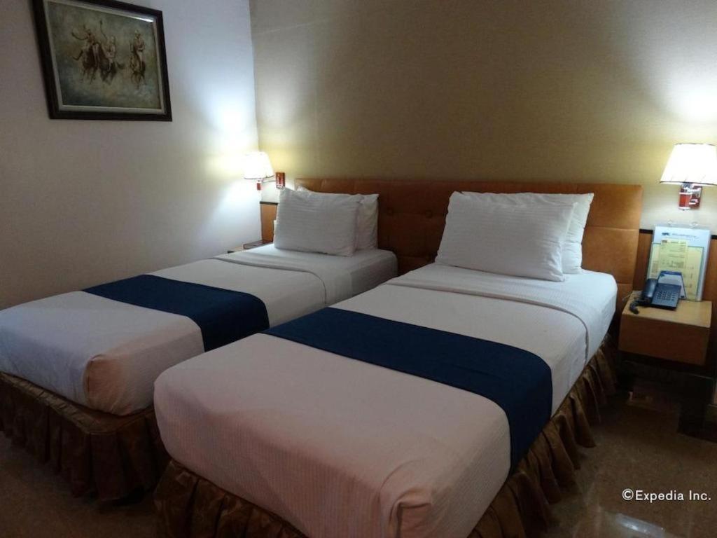Blueberry Tourist Hotel Davao Exterior foto