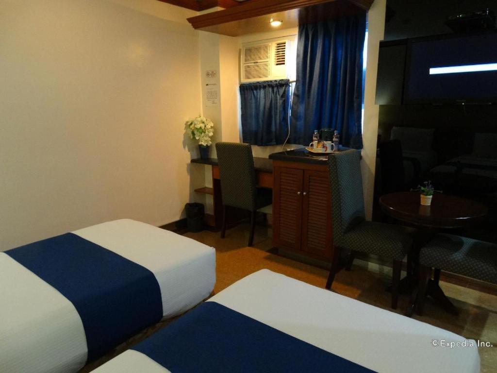 Blueberry Tourist Hotel Davao Exterior foto
